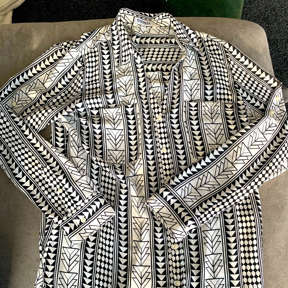 Express portofino patterned black and white shirt